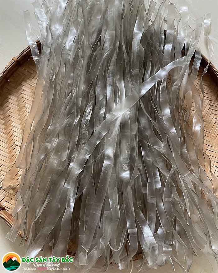 Hướng dẫn cách chọn và sơ chế miến dong sợi to ở sài gòn