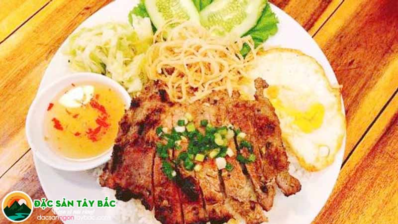 ăn sáng tp hcm tại quán D5