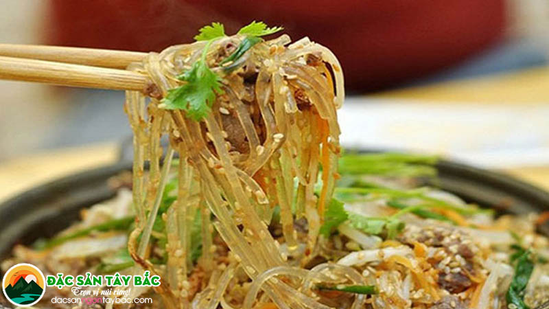 Có nhiều cách để nấu miến dong sợi to và sợi nhỏ