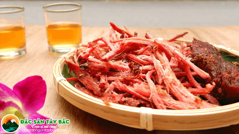 Cách để làm món thịt lợn gác bếp tây bắc