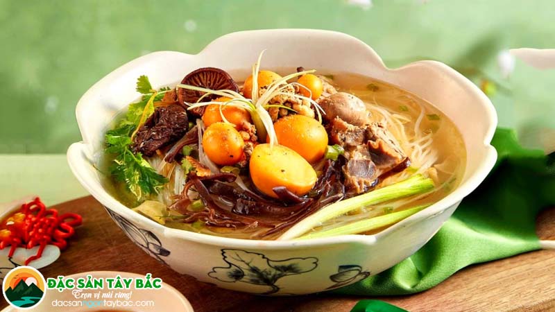 Chi tiết nấu miến dong với lòng mề gà