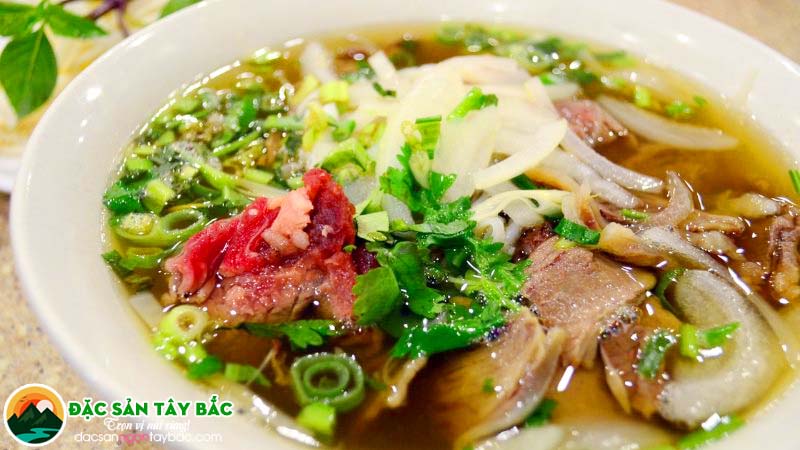 các quán đêm ở sài gòn luôn có phở nước