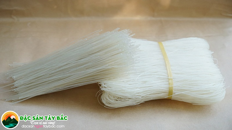 Những thành phần bên trong của miến dong sợi to