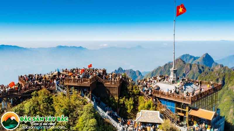Sapa với đỉnh núi cao nhất đông dương