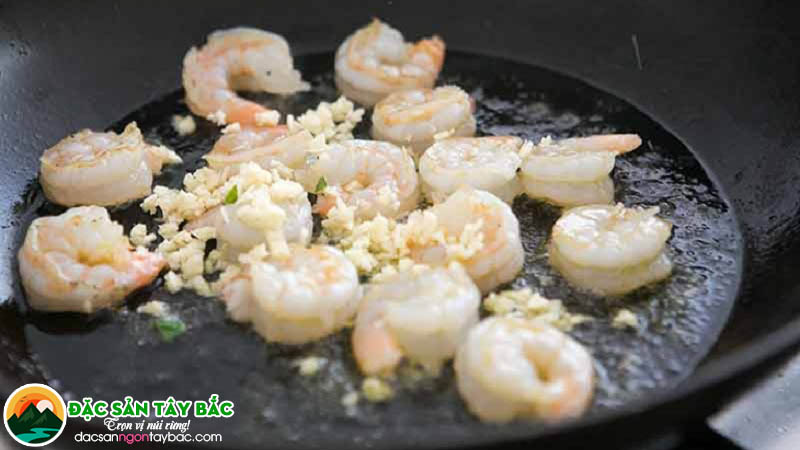 Cách làm miến dong điện biên nấu tôm tươi