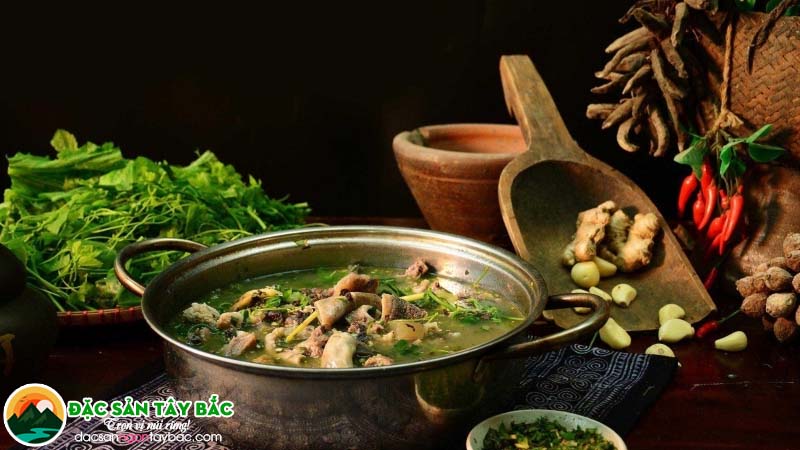 thắng cố là một trong những món ẩm thực vùng cao nổi tiếng