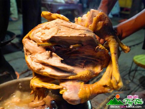 Đặc sản Gà mọ – Linh hồn Tây Bắc