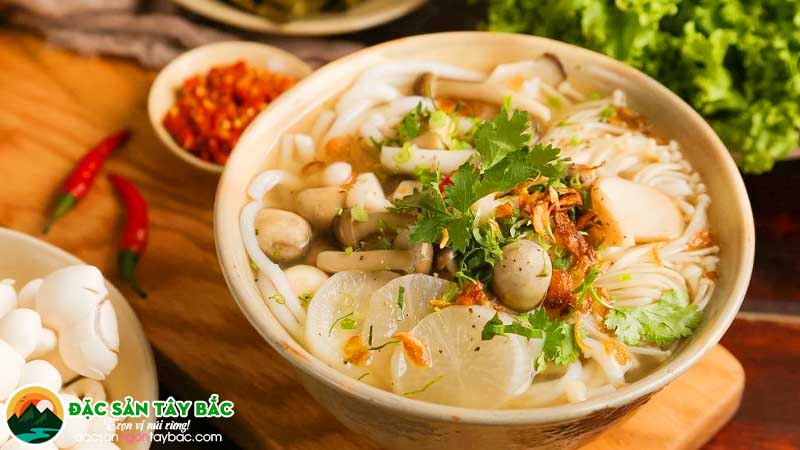 bánh canh là món sợi thể hiện sự đa dạng của ẩm thực việt